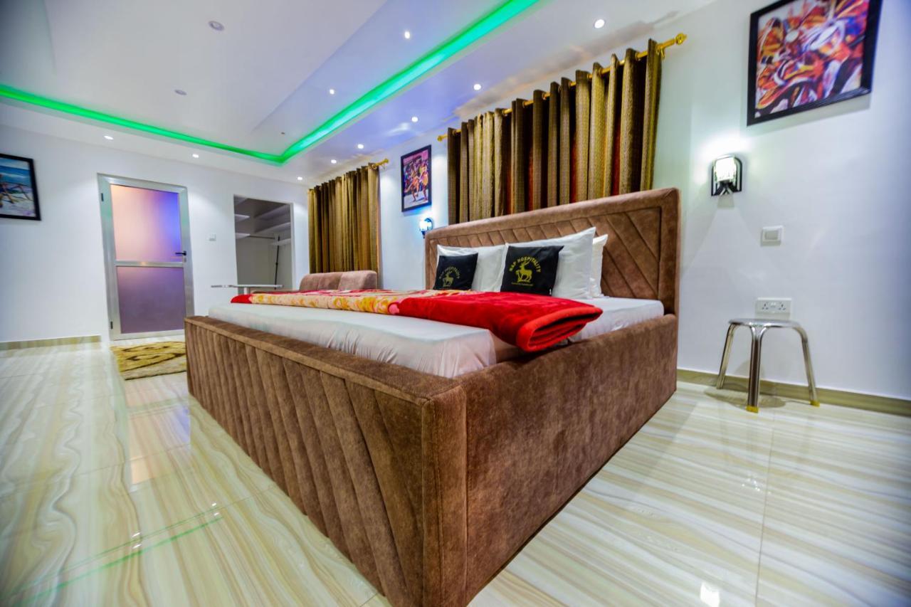 Nap Apartment Hotel Dansoman ภายนอก รูปภาพ